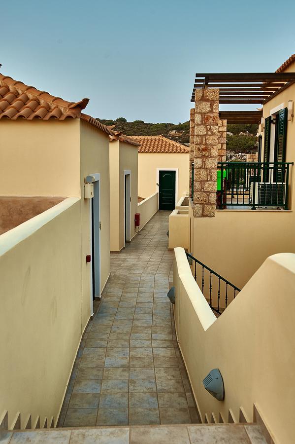 Element Hotel Elafonissos Exterior photo